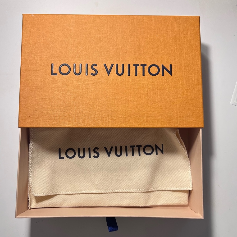 Louis Vuitton Clémence Wallet box